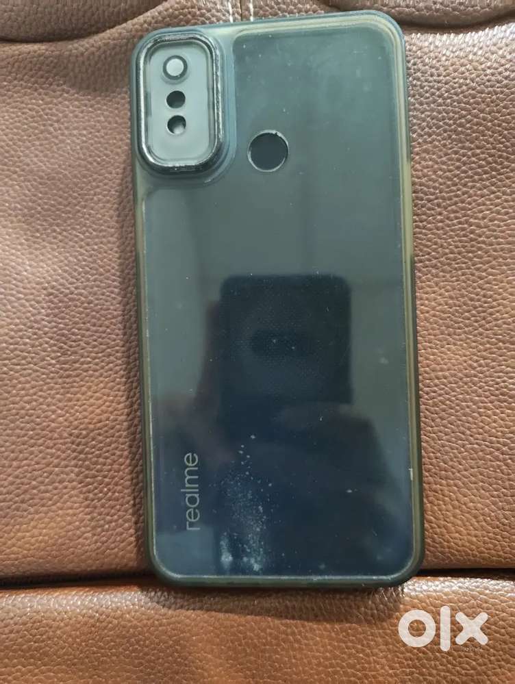 Realme 3 with clean condition less use with cover