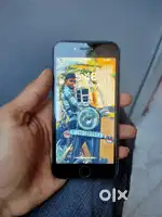 iPHONE 7 32 GB