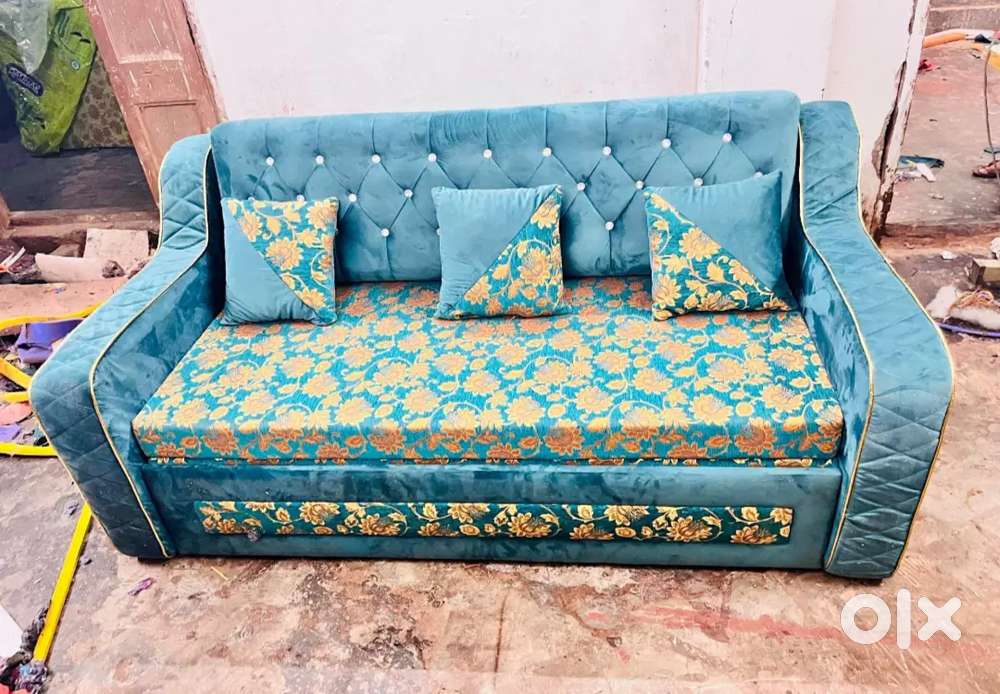 New brand sofa cum bed and design