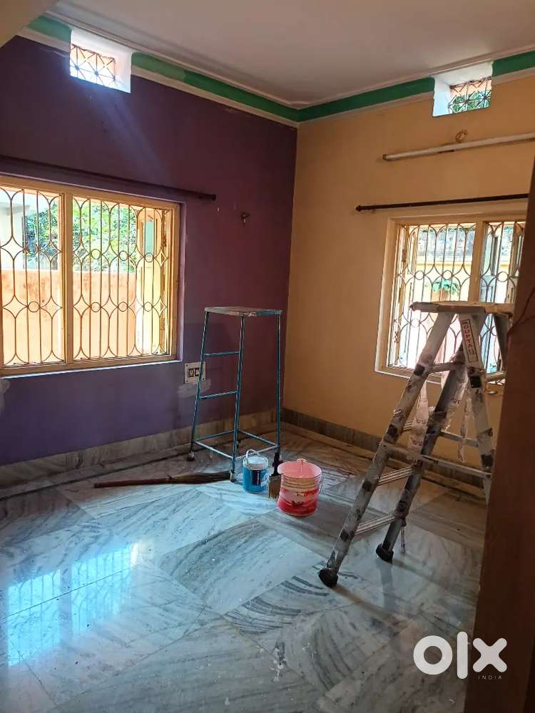 3 bhk big size house on the ground floor