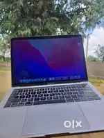 Apple MacBook Pro Touchbar
