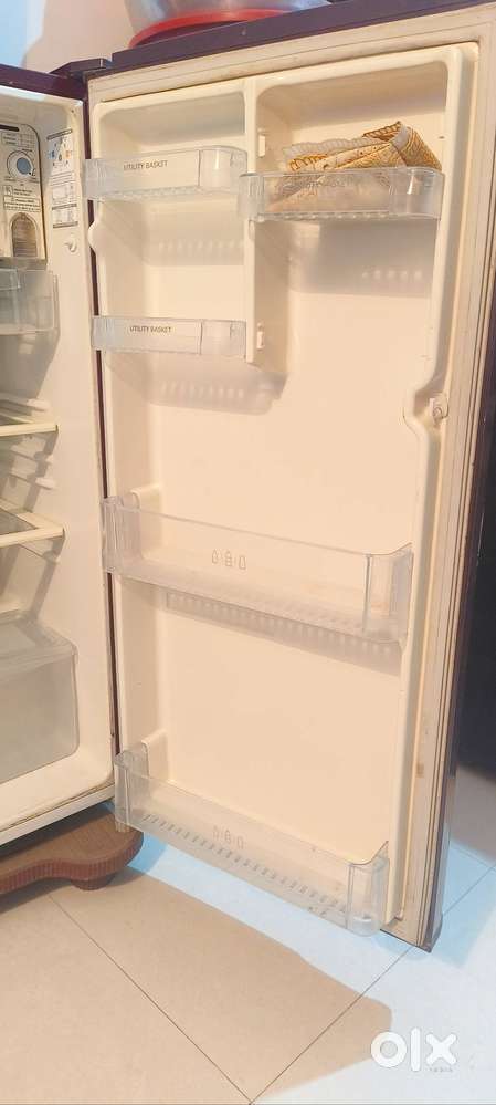 LG Refrigerator (GL-205KAG5/2014). 190 liter (8 years old)