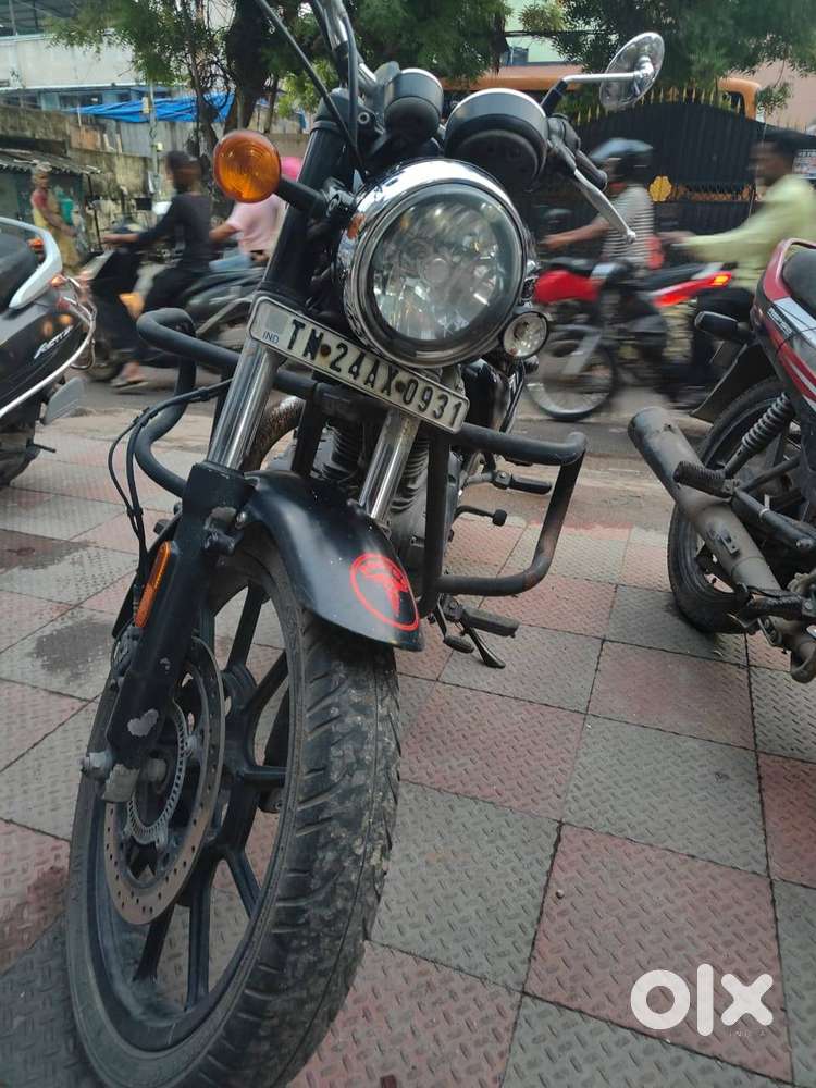 Royal enfield meteor 350 stellar black 2021 model