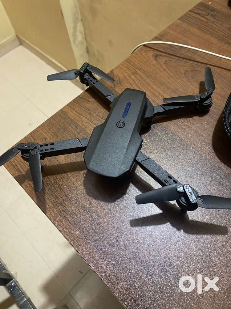 E88 Drone + Extra Battery