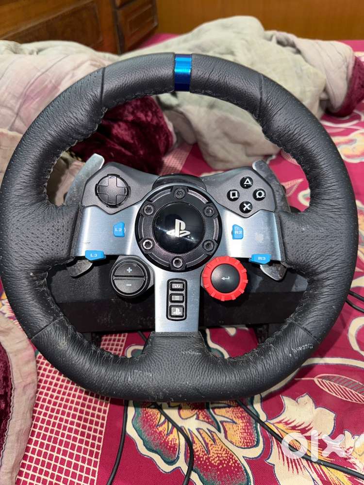 Logitech g29 Gaming steering wheel