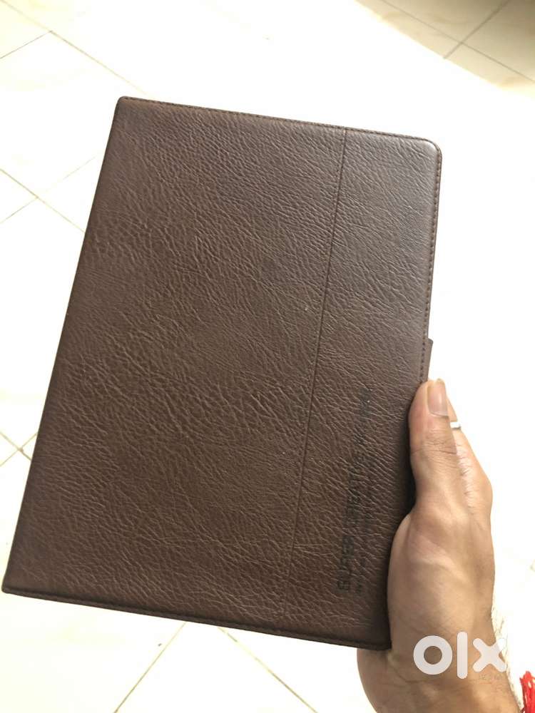 Lenovo M10