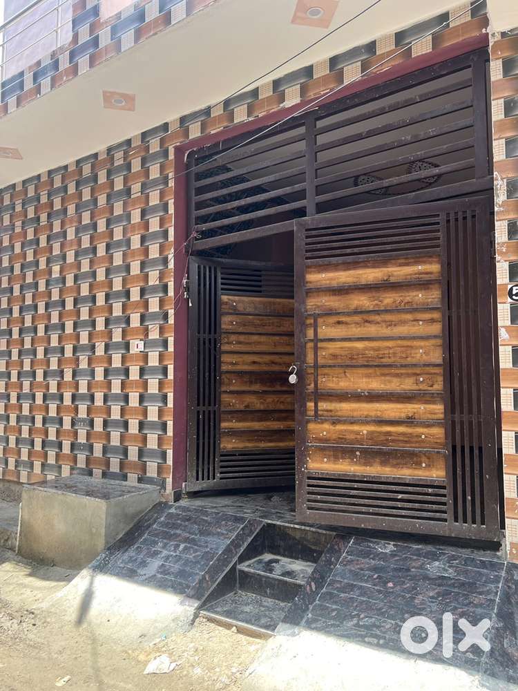 75 Sq yards independent home