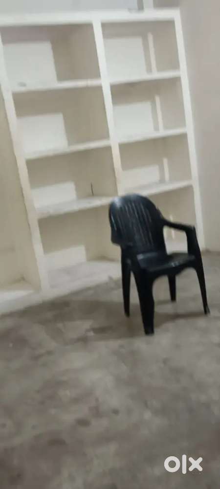 Room rent available