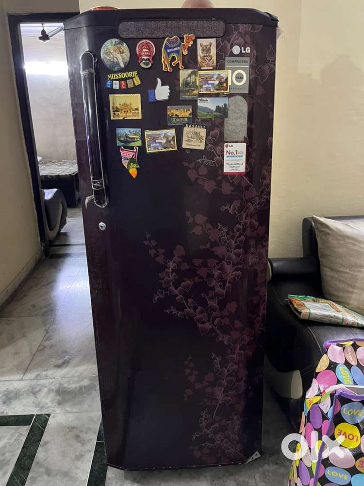 Lg fridge of 190 litre in working condition for sale