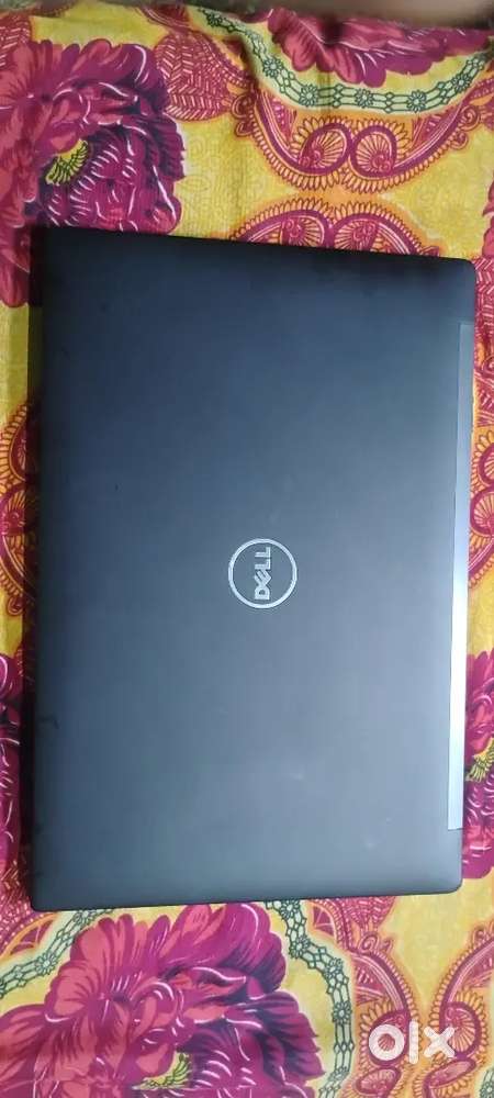 Dell - leptop 8 GB RAM and 1 TB SSD