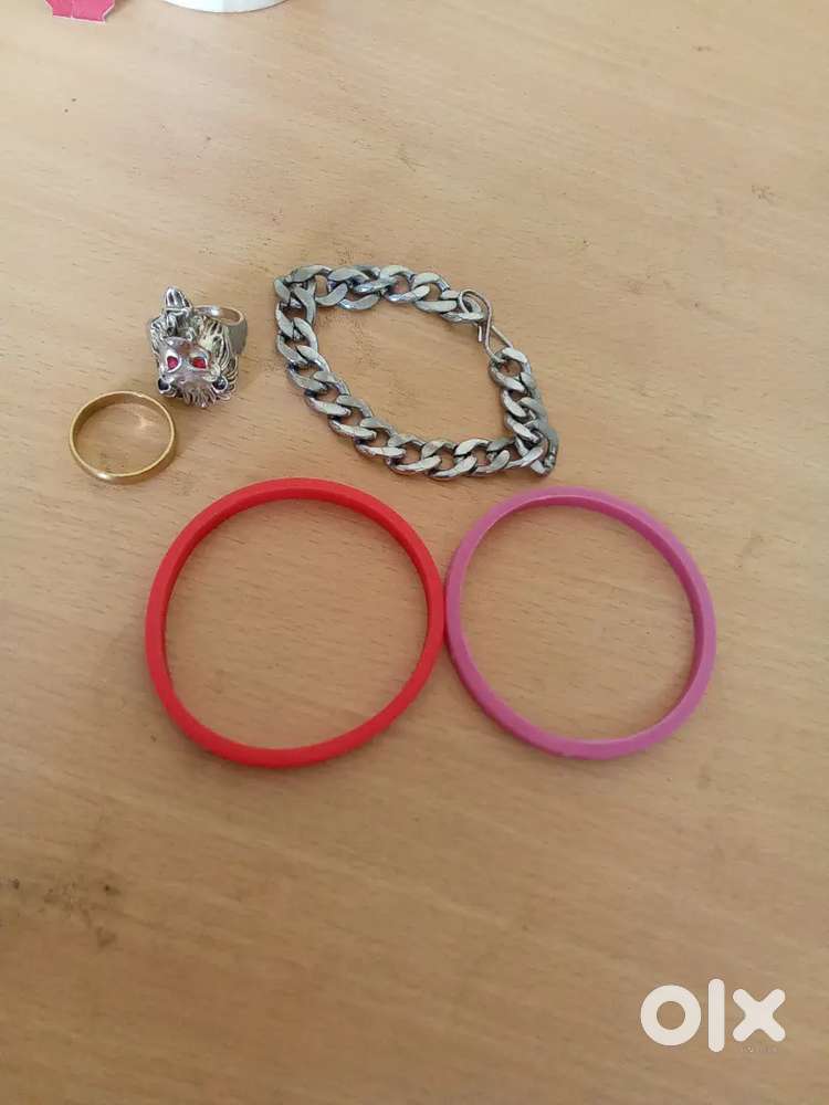 Title: Stylish Rings, Chain & Bangles Combo – Unisex Accessories