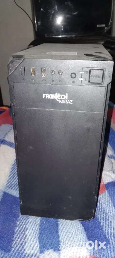 1 साल पुराना cpu बिकाऊ है