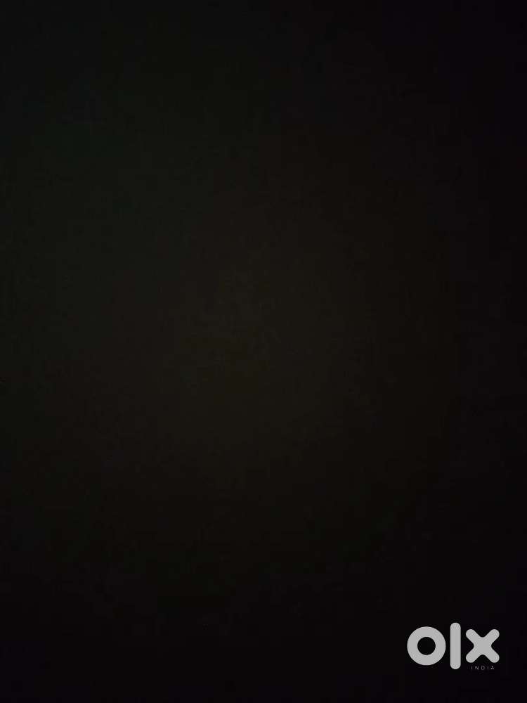 Female Massage therapist or foot therapist wanted