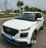 Hyundai Venue 2021 Diesel excellent condition one year warranty