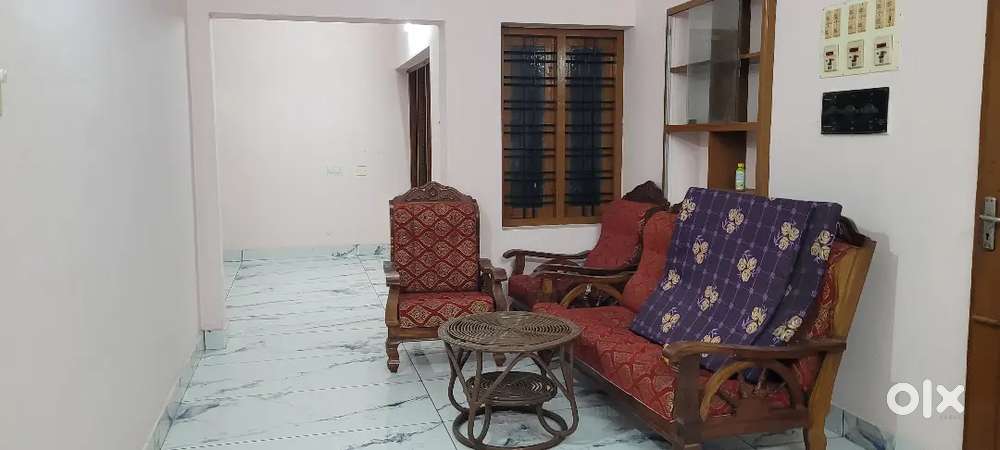 Spacious floor for rent. Commutable distance to techno park.