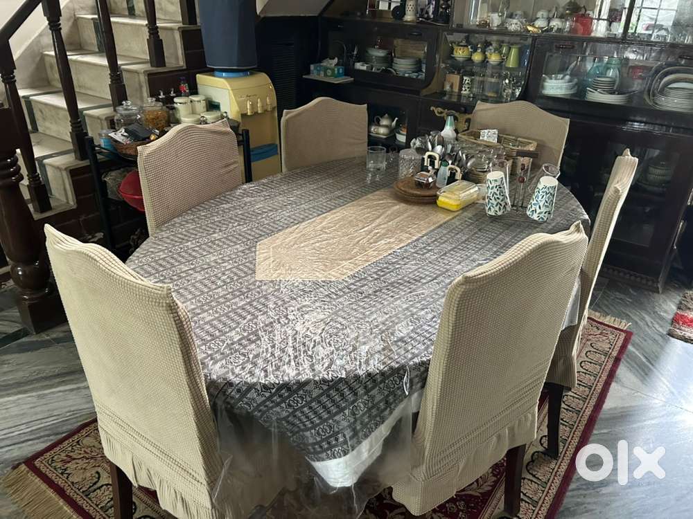 Dining Table & TV Trolley