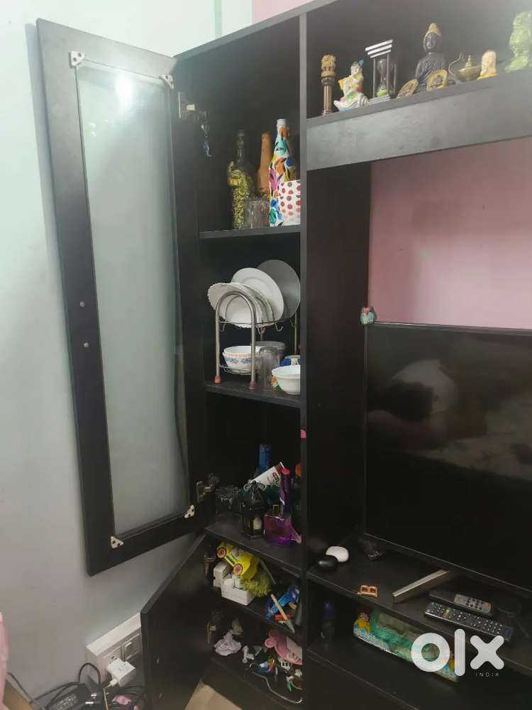 TV unit attached showcase