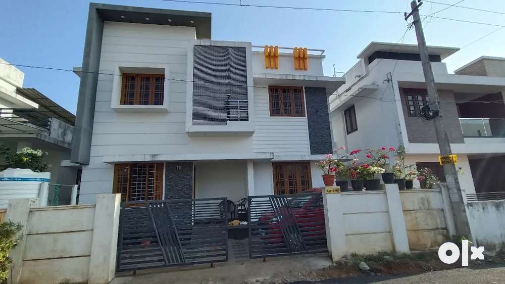 Urgent Sale 48 lakhs Mannuthy