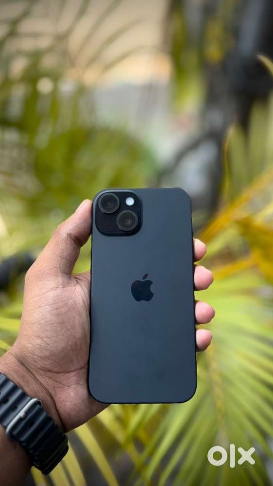 Iphone 15 128GB 100BH 11 Months Warranty Remaining Piece