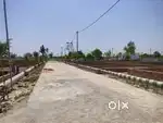 शहीद पथ से 8 किमी सुल्तानपुर हाईवे अनूपगंज रेलवे स्टेशन के पास प्लॉट