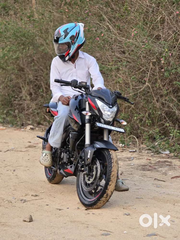 Pulsar Ns200