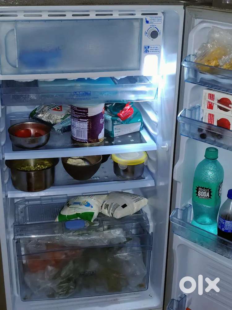 Chroma 165 litre Fridge