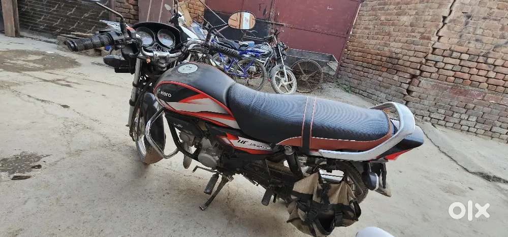 2 keys are available  model 07-12-2021