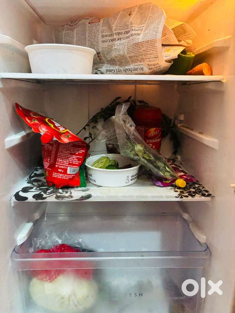 Whirpool 5star 190litre Fridge blue