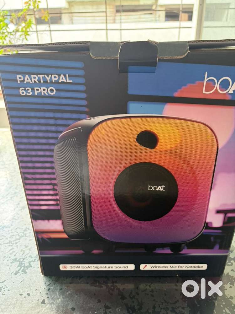 Boat lifestyle 63 Pro speaker with Karoke