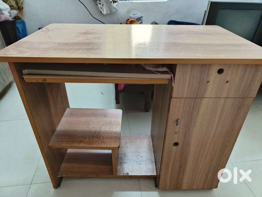 Computer cum study Table