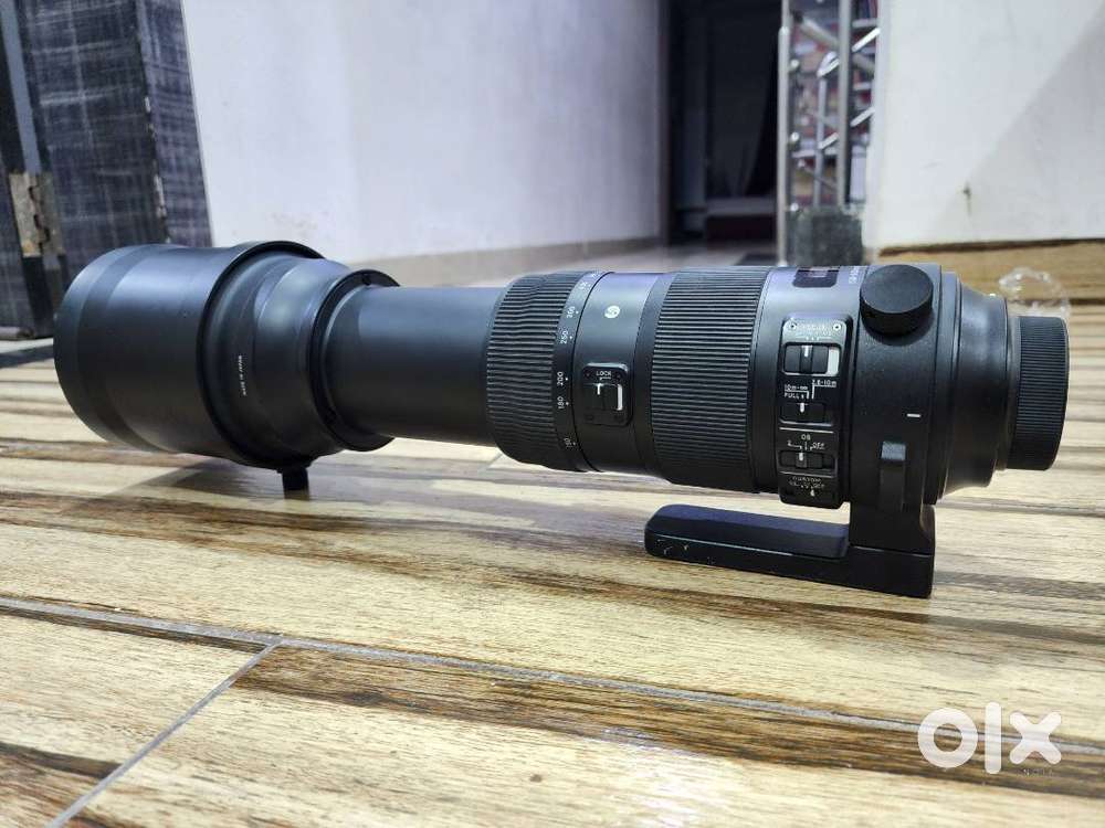 Nikon Sigma Sports 150-600 Telephoto Lens with Dock