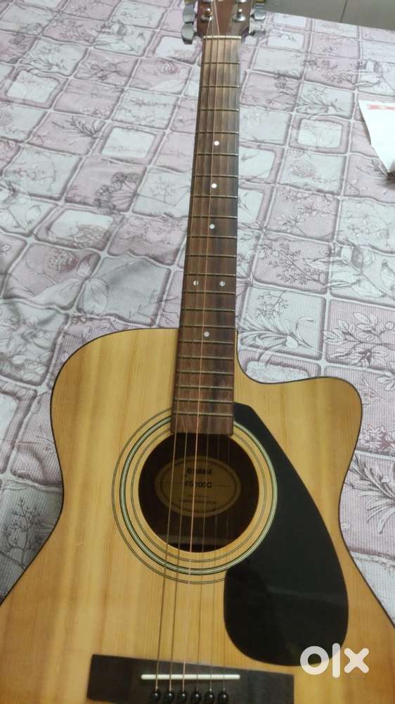 It has no dent and scratch