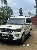 Mahindra Scorpio Classic 2019 Petrol 75000 Km Driven
