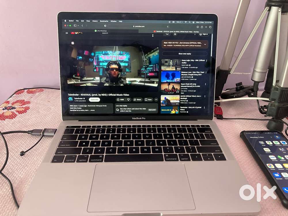 APPLE MACBOOK PRO LAPTOP (2017, I5, 8GB, 256GB)