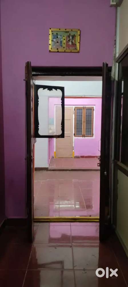 Rs 6000/- Ground floor Room for rent.. for bachelors