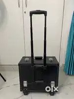 Makeup vanity