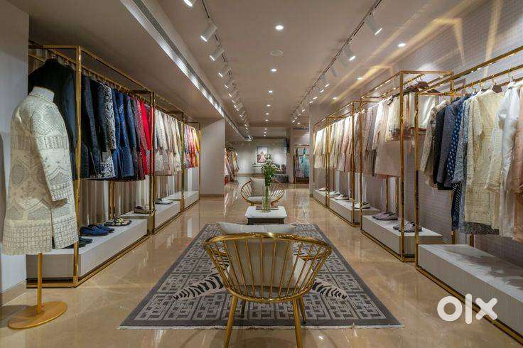 4200Sqft Town Hall Showroom space Available