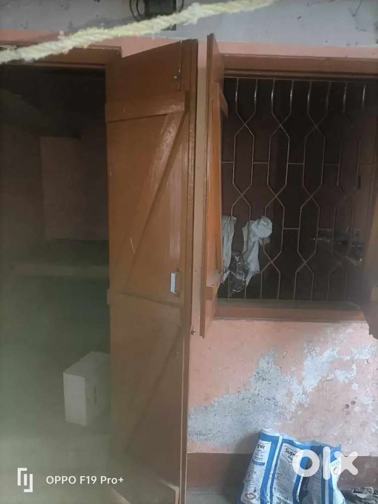 2 Single Room for Rent Common Toilet and Bathroom not attached