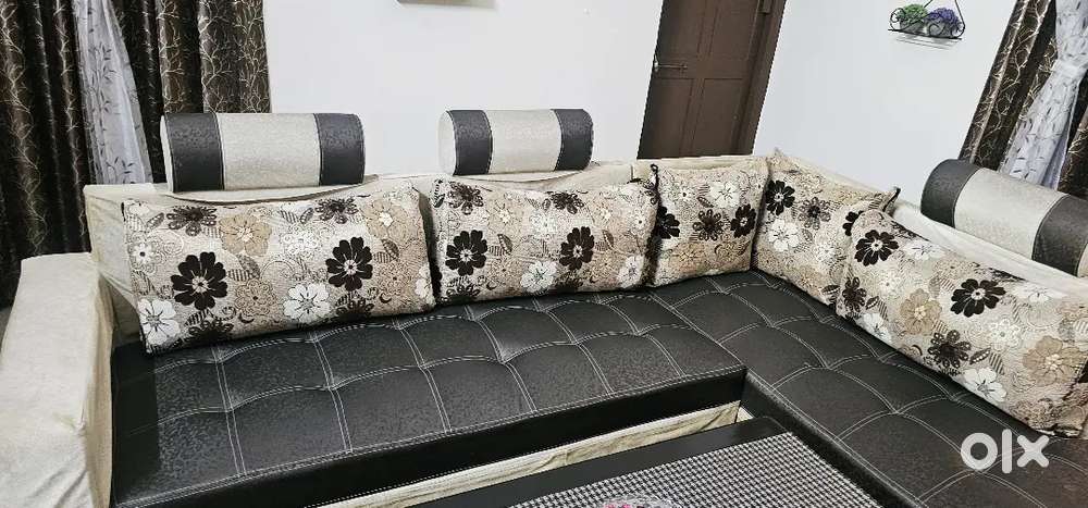Want to sell sofa
