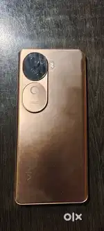 Vivo v40e 8+8 ram 256 internal