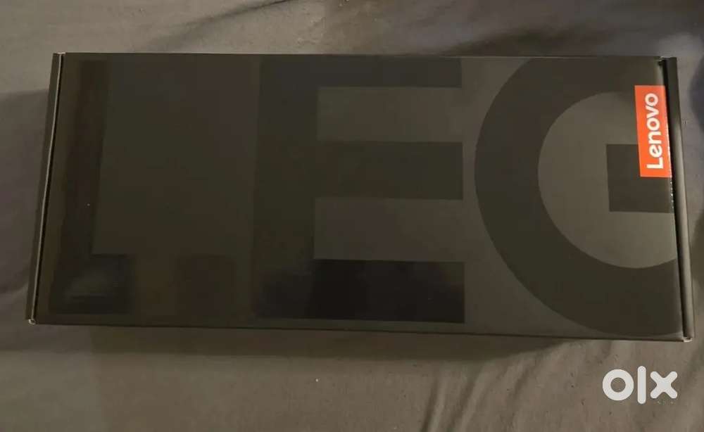 Lenovo Legion Go - 1TB - Handheld Console System