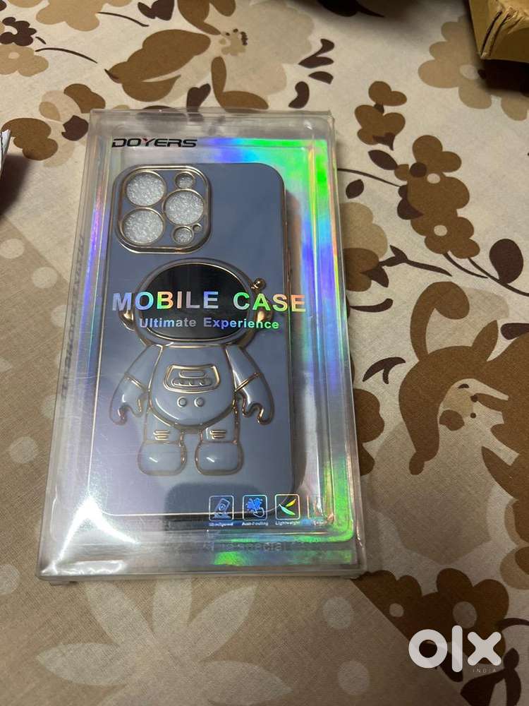 ASTRONAUT MOBILE COVER FOR IPHONE 13 pro