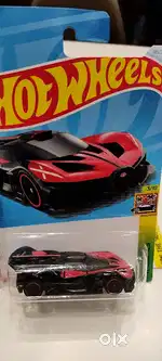 Hot wheels  buggati bolide , one 96 porsche carrer, one mclaren f1