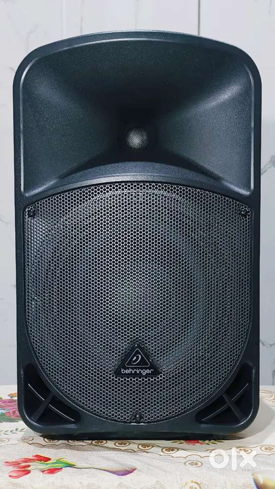 Behringer Eurolive B110D 300W 10 inches Powered Speaker