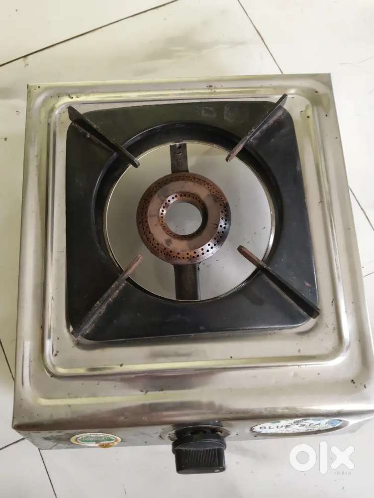 Single gas oven and pipe sale.