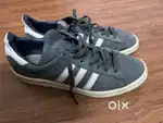 Adidas original shoe uk9
