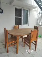 Dining table for 4 seater