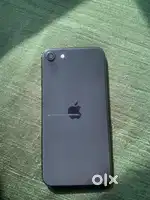 Deal I phone se 64 gb in good condition never repaired battery 76