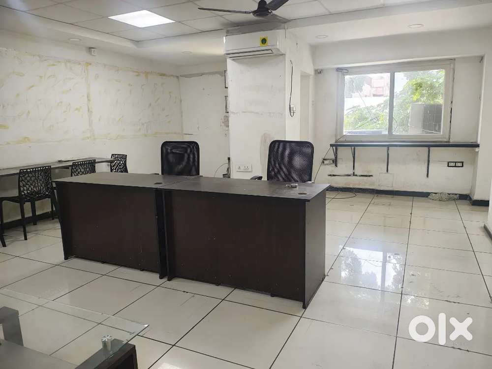 For rent on 2nd floor