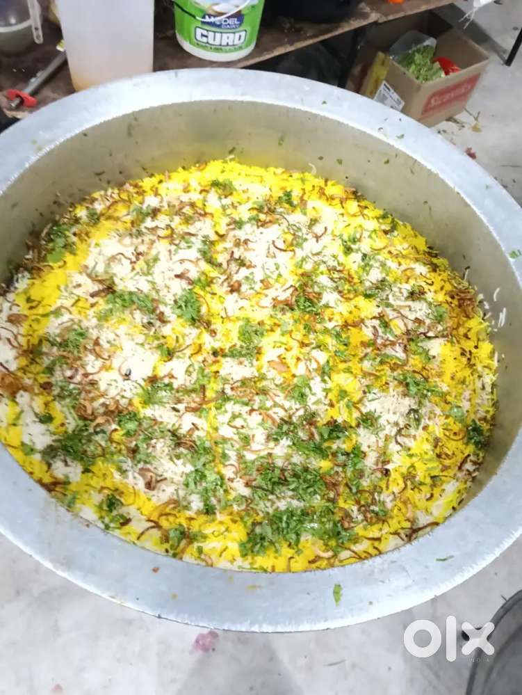 I am cook looking for job